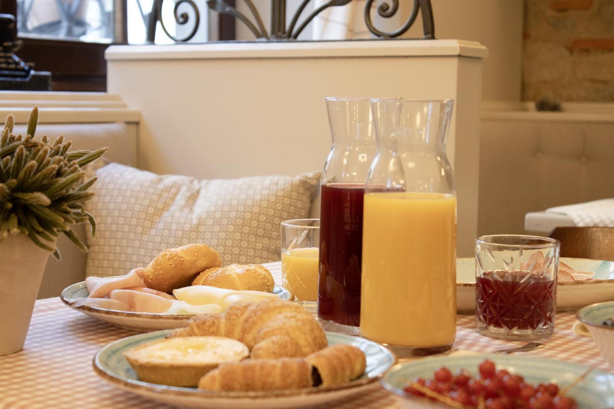 Boutique Hotel Fox'S Inn San Giustino Valdarno Luaran gambar